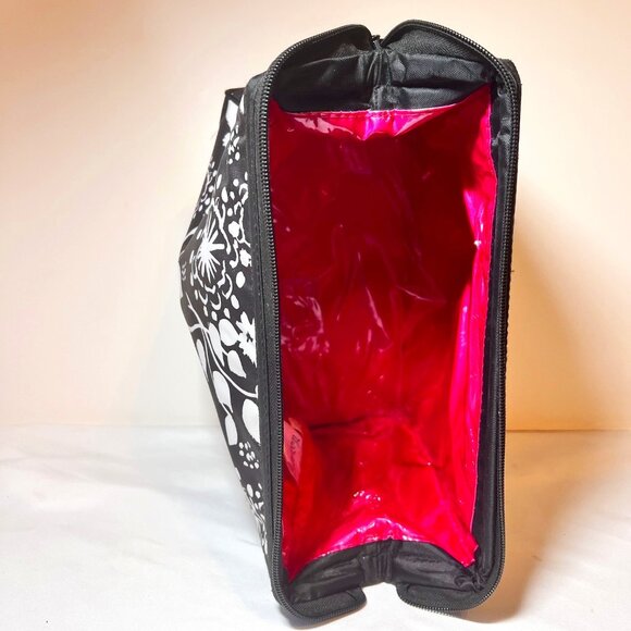 Thirty One-Travel Cosmetic Bag/Pouch-Black/White/Hot Pink-2 Diff. Sizes-Zip-2 pc - Picture 9 of 16